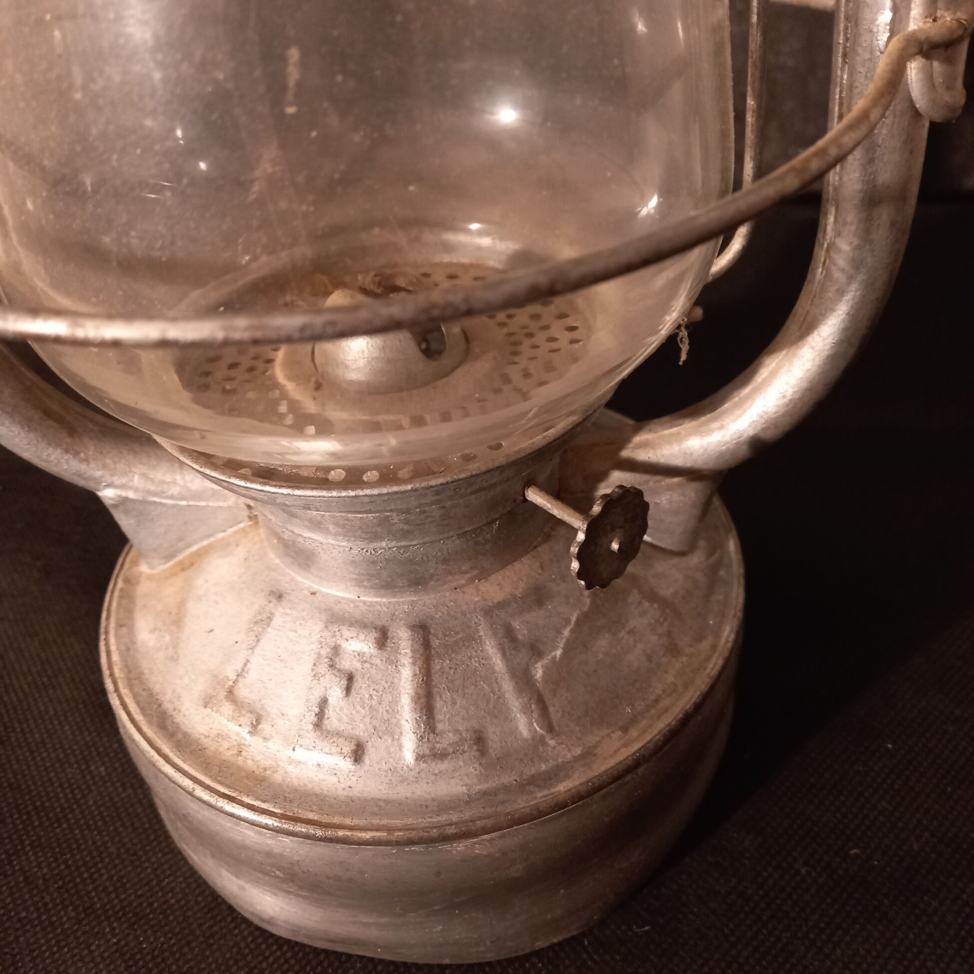 Oil storm lamp Lelf brand