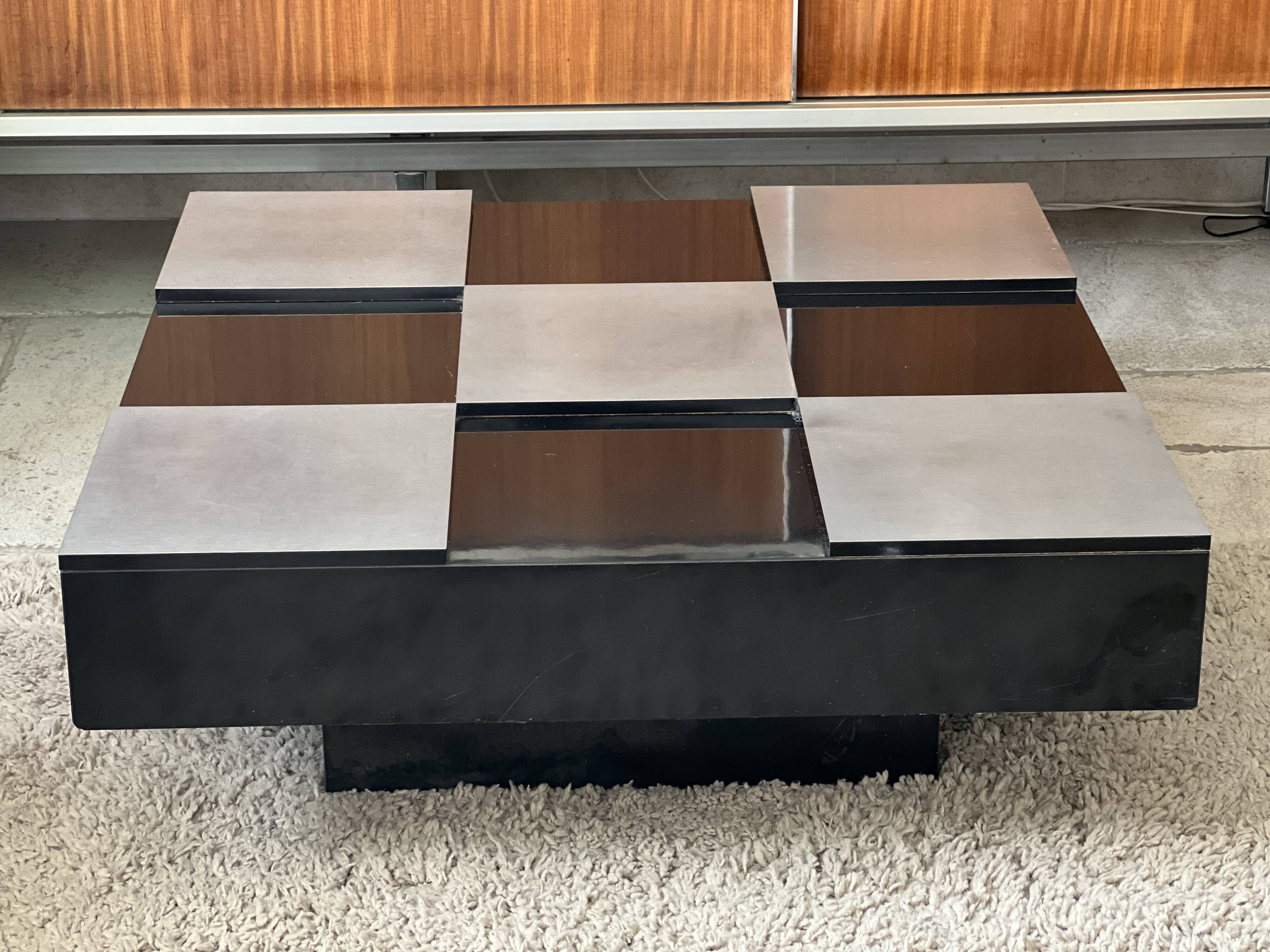 Table basse laque noire et acier brossé 1970