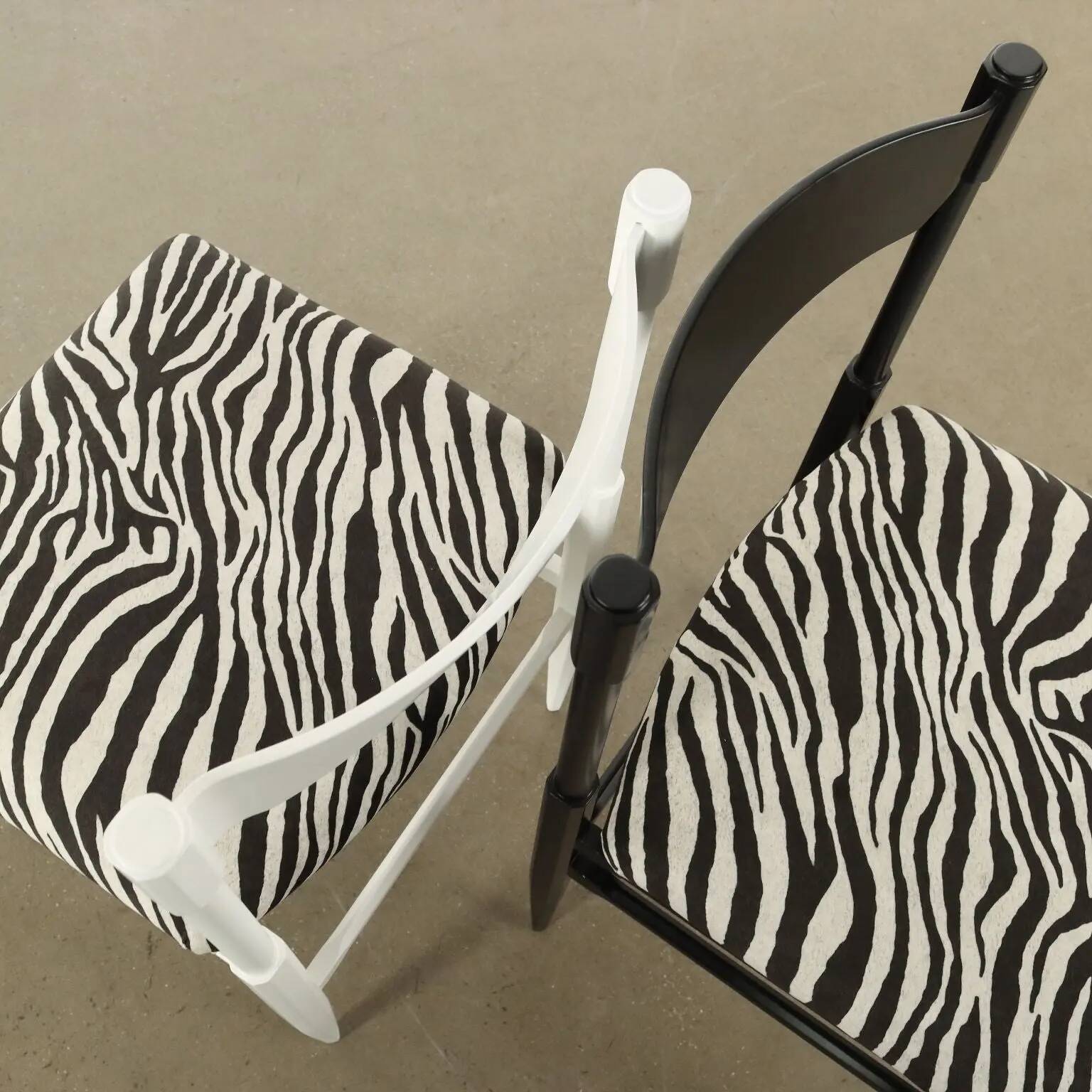 Vintage Jungle Collection chairs in velvet and wood, Italy, 1950s-1960s.