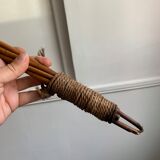 Rattan carpet tap