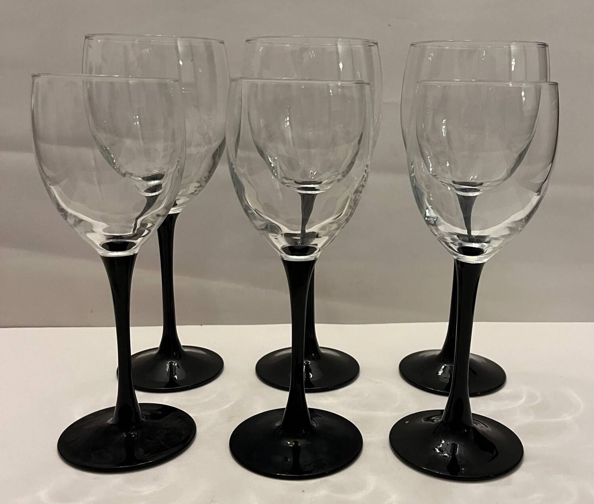6 stemmed glasses