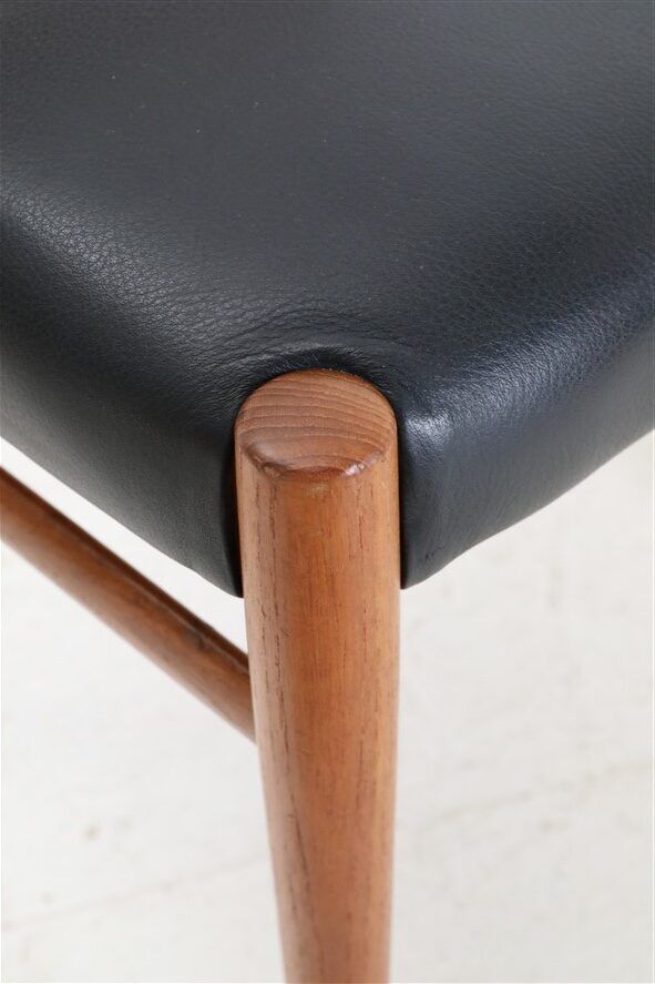 High-quality “418” chair by Arne Vodder for Sibast / teak / genuine leather / Mid-Century Danish Modern design / 1960s