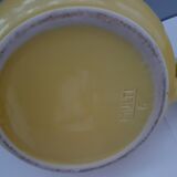 Cafetière jaune en céramique vintage