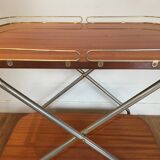 Serving table