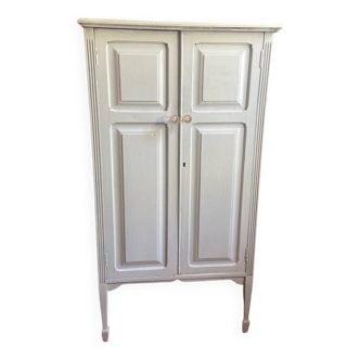 Small wardrobe 1900