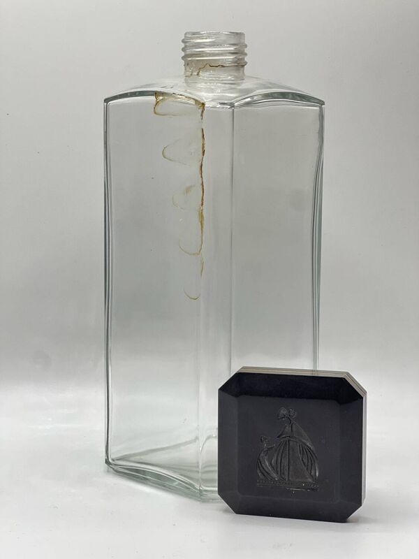 Bouteille de parfum Lanvin