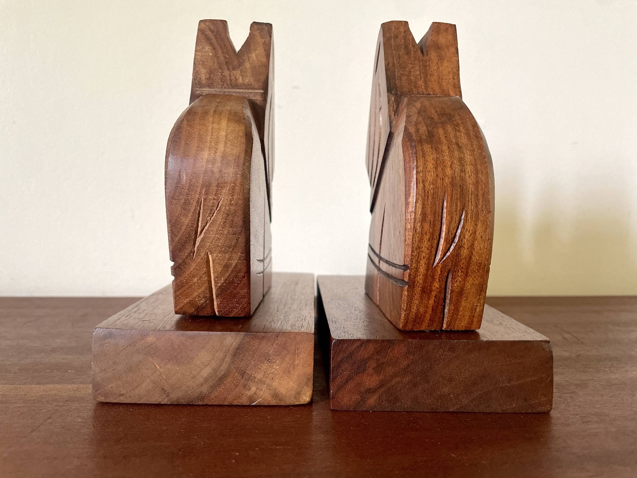 Wooden elephant bookends, handmade 1960