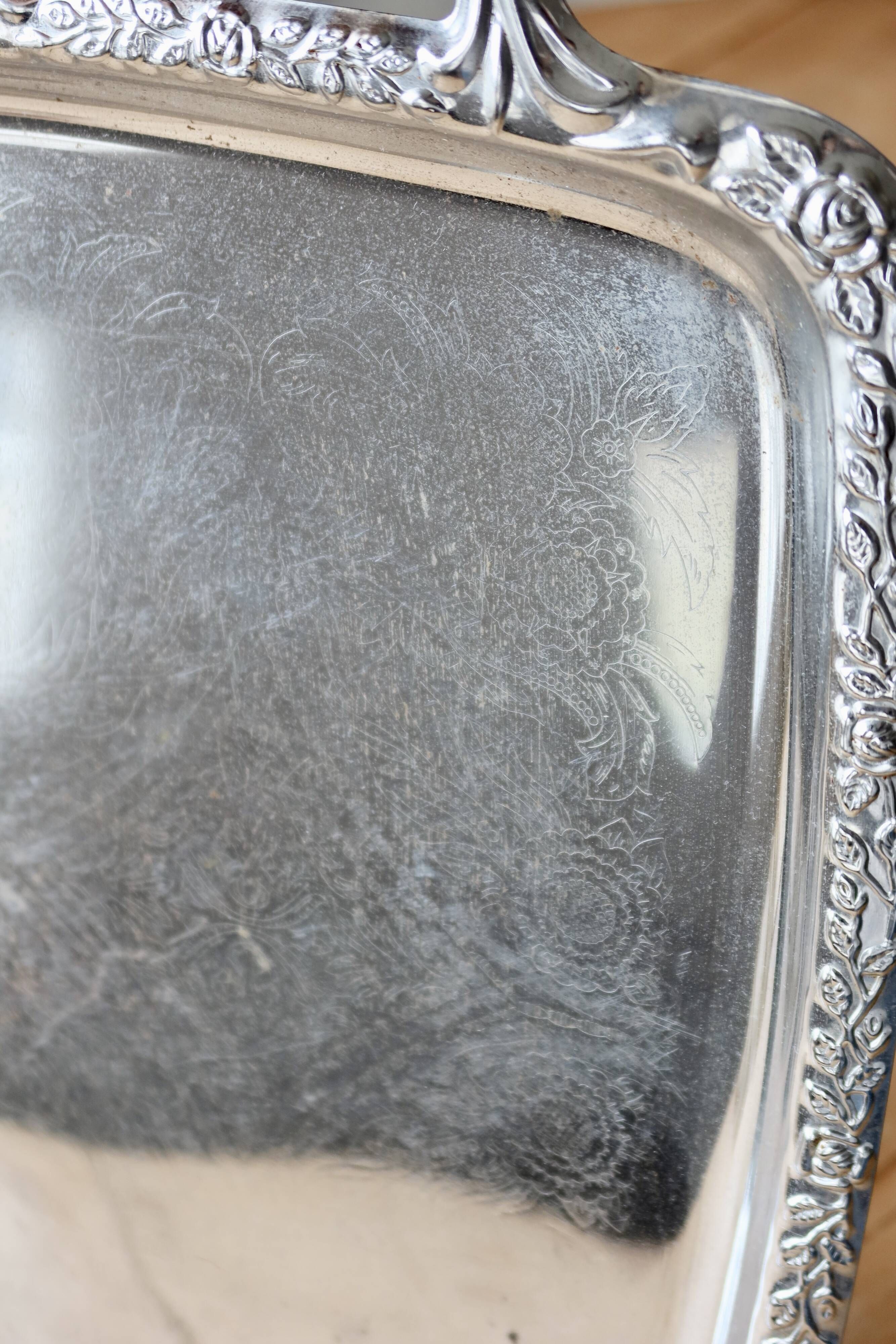 Vintage rectangular silver-plated tray - Engraved pattern