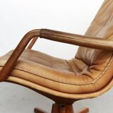 Berg Furniture Teak&Leather swivel Highback Lounge Chair