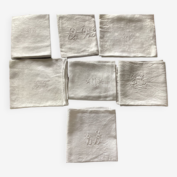 Set of 7 cotton napkins with different monograms