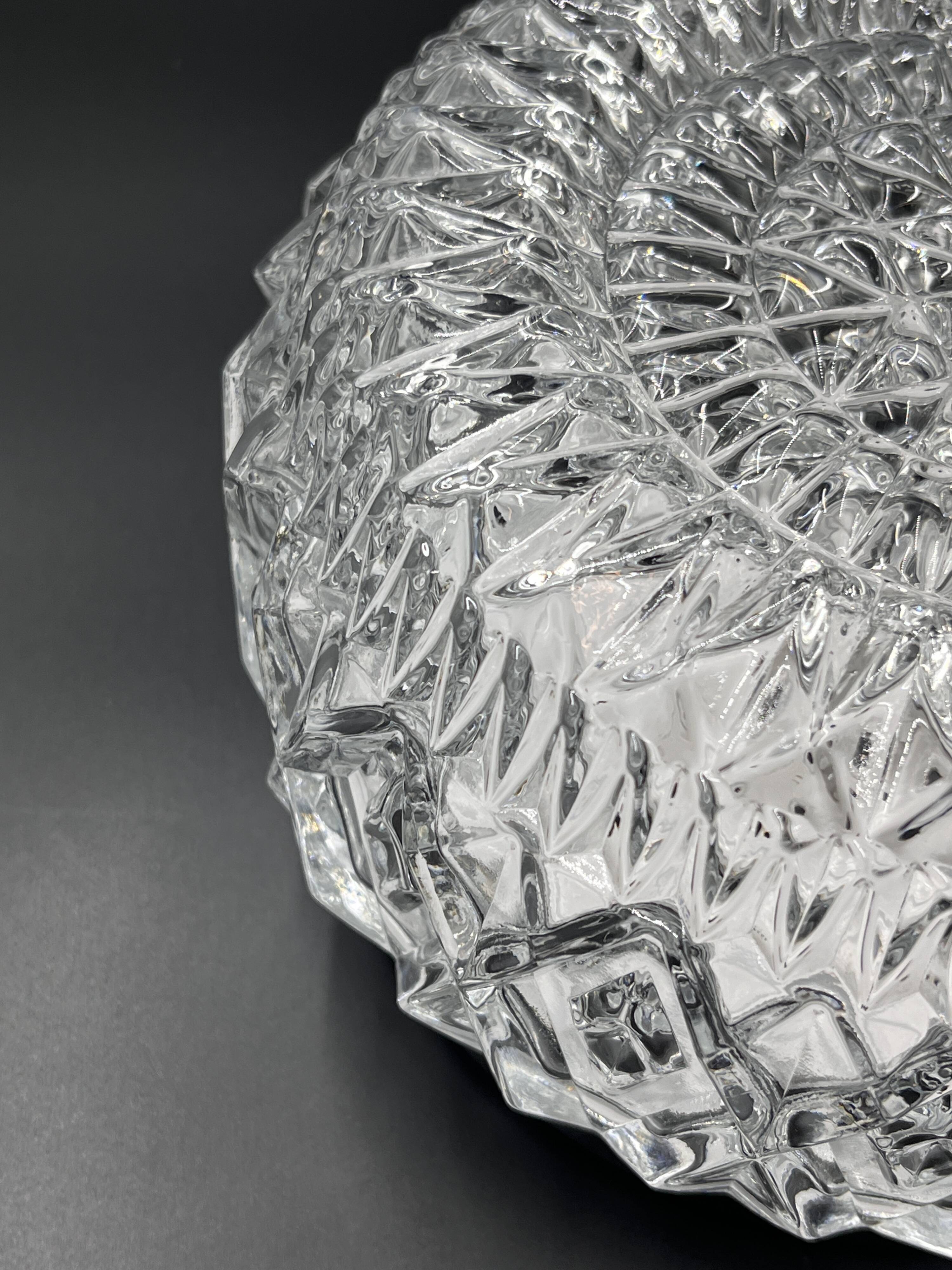 Plafonnier en verre relief