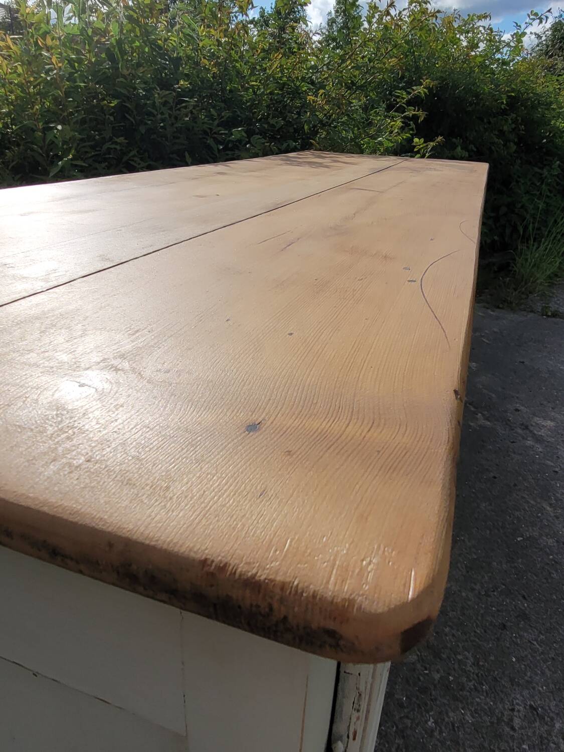 Grand buffet en bois massif