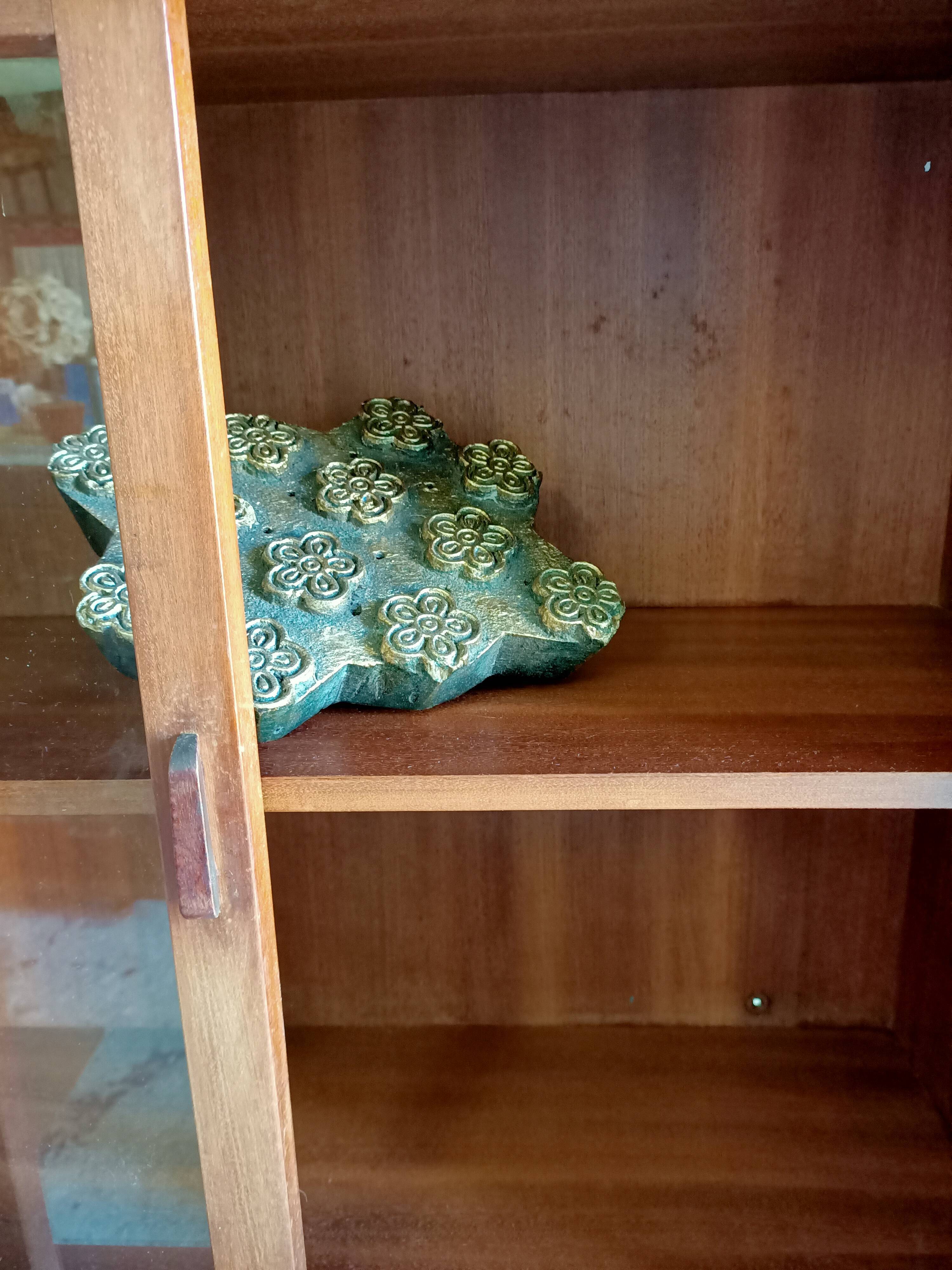 Vintage wall shelf/closet