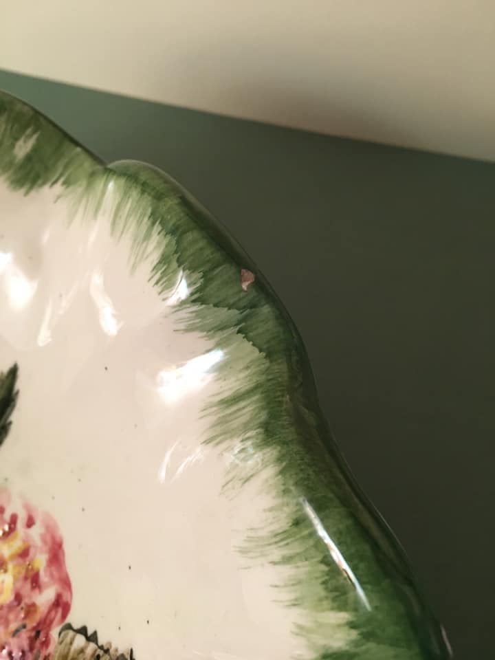 Porcelain fruit cup with hydrangea motifs