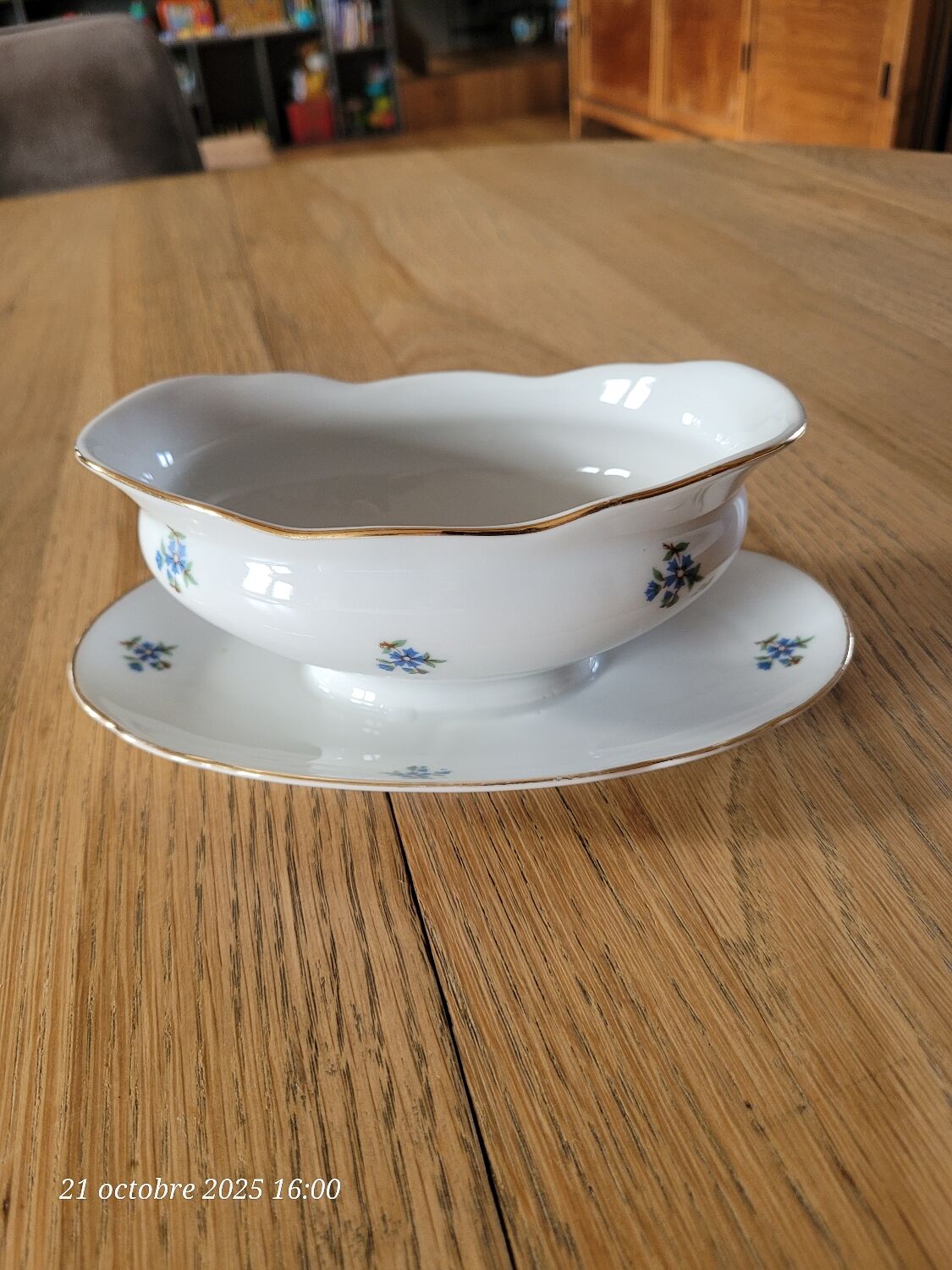 Saucière en porcelaine de Tchécoslovaquie