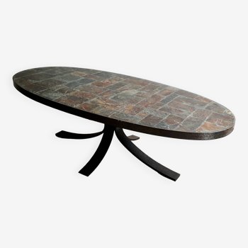 Table basse brutaliste de forme ovale en acier et pierre naturelle vintage des années 70