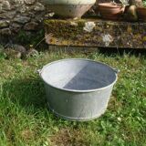Bucket, zinc basin