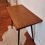 Black metal foot console