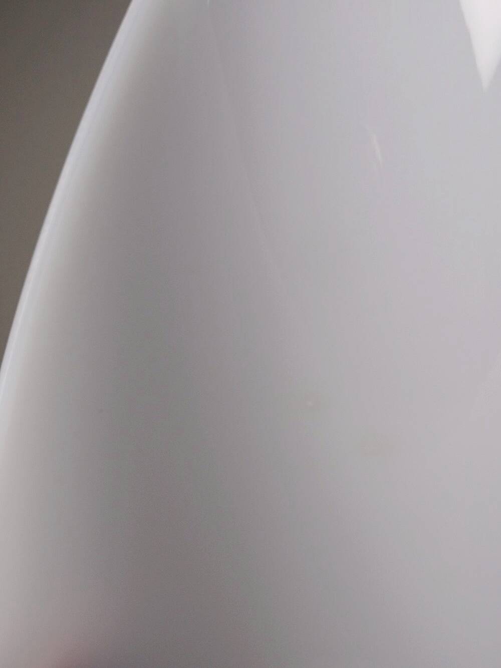 Grande lampe vintage années 50-60 tube plexiglas opalescent support métal doré