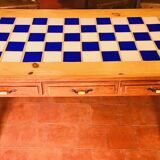 Kitchen table