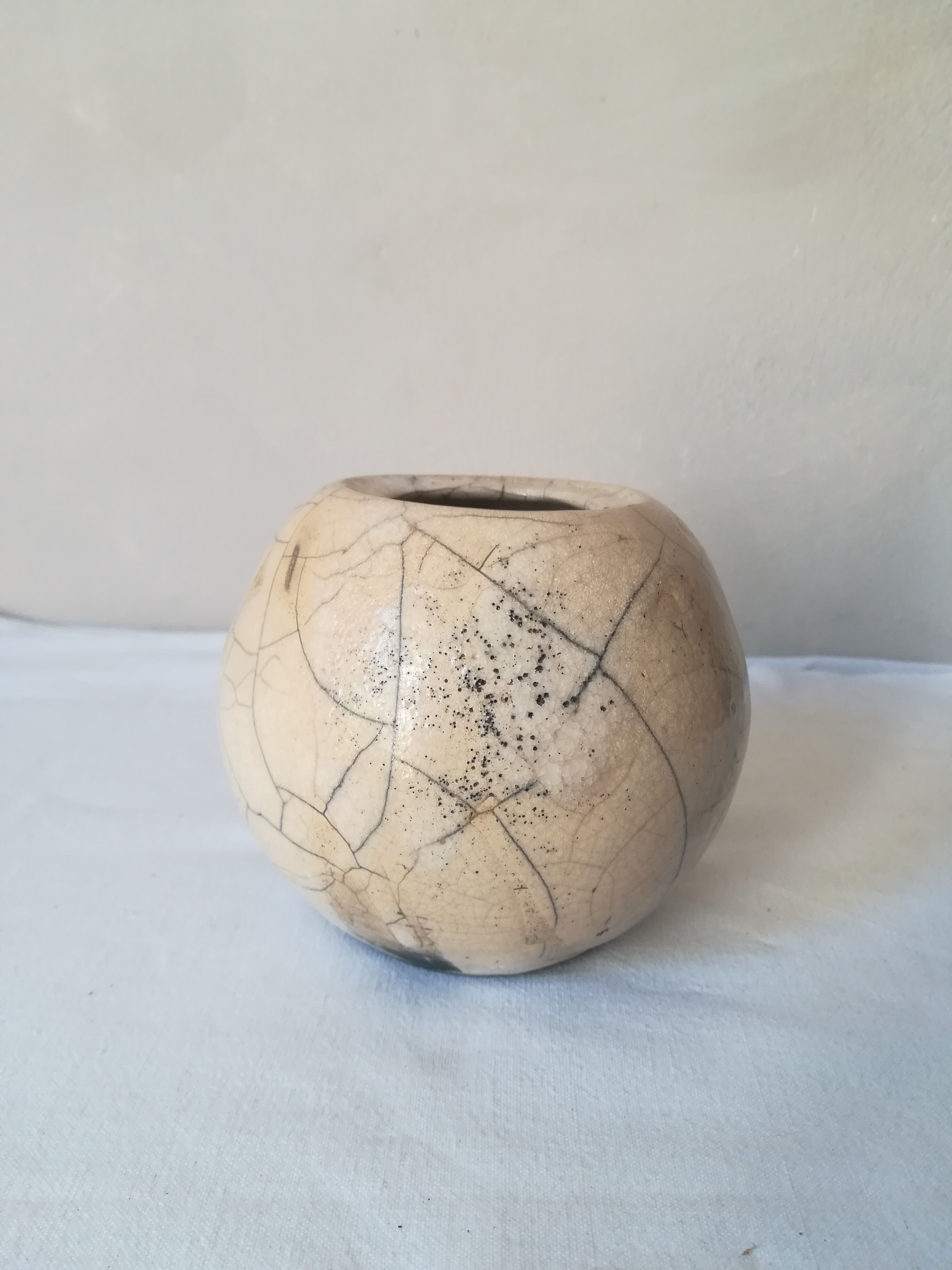 Vase ball ceramic raku