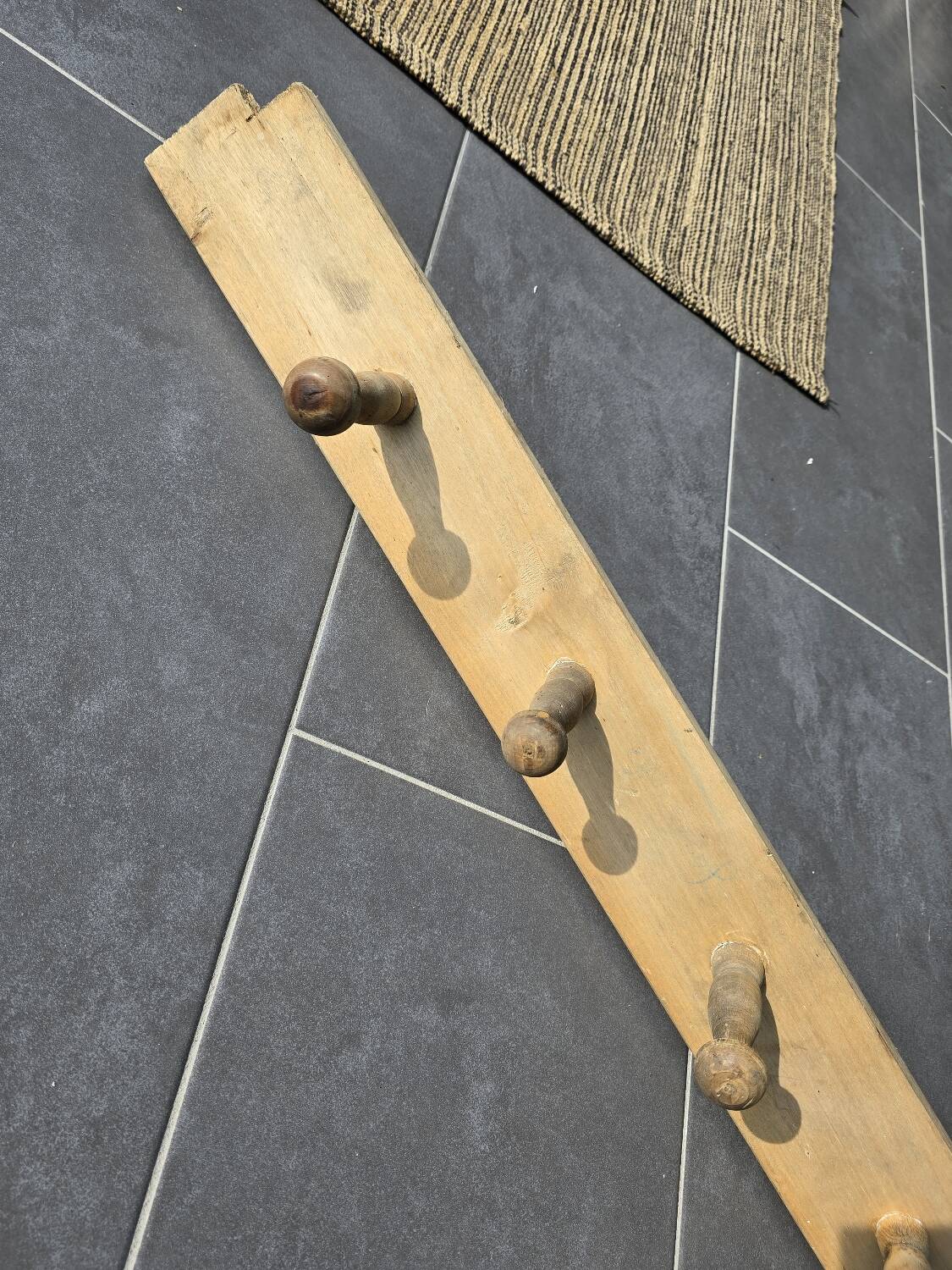 Antique wooden coat rack with 6 hooks