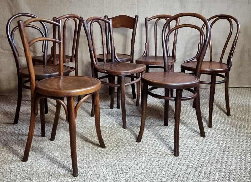 Mix 8 Viennese bistro chairs early twentieth century