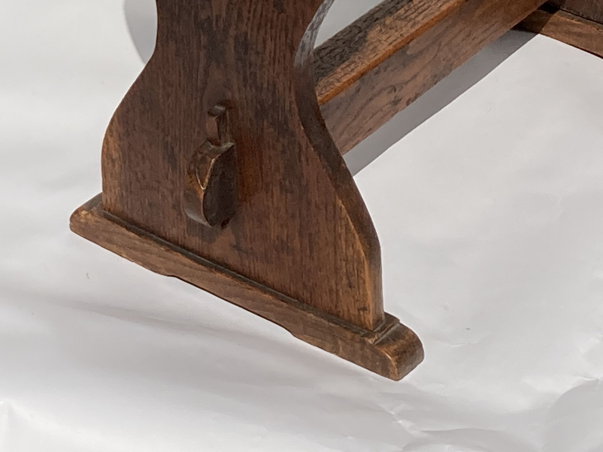 Tabouret en osier monastry antique ou hocker