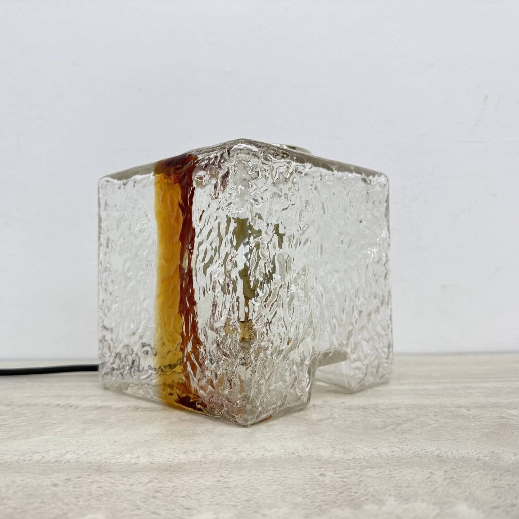 Murano glass table lamp by Toni Zuccheri for Mazzega, 1970s