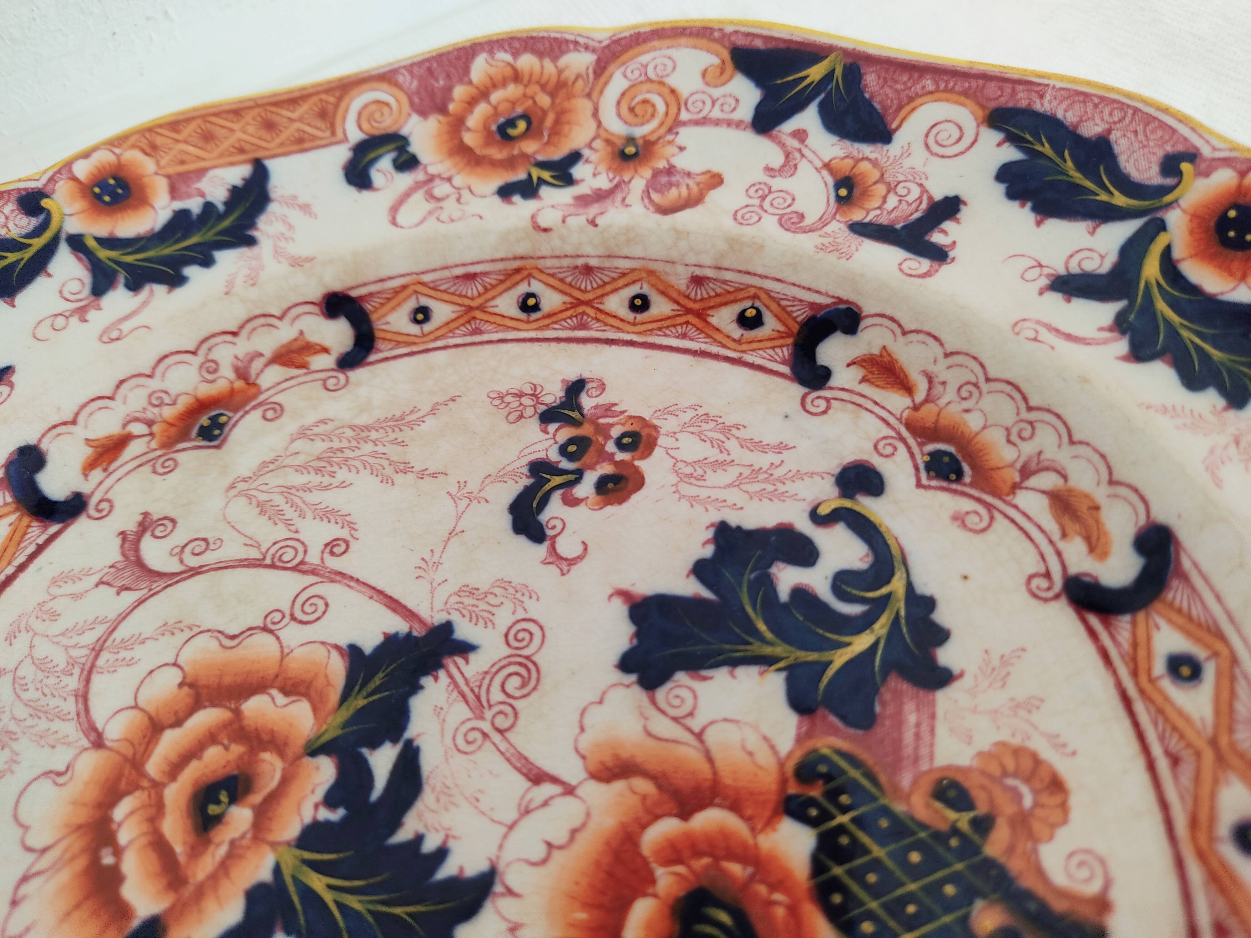 Flower plate Cauldon England 19th