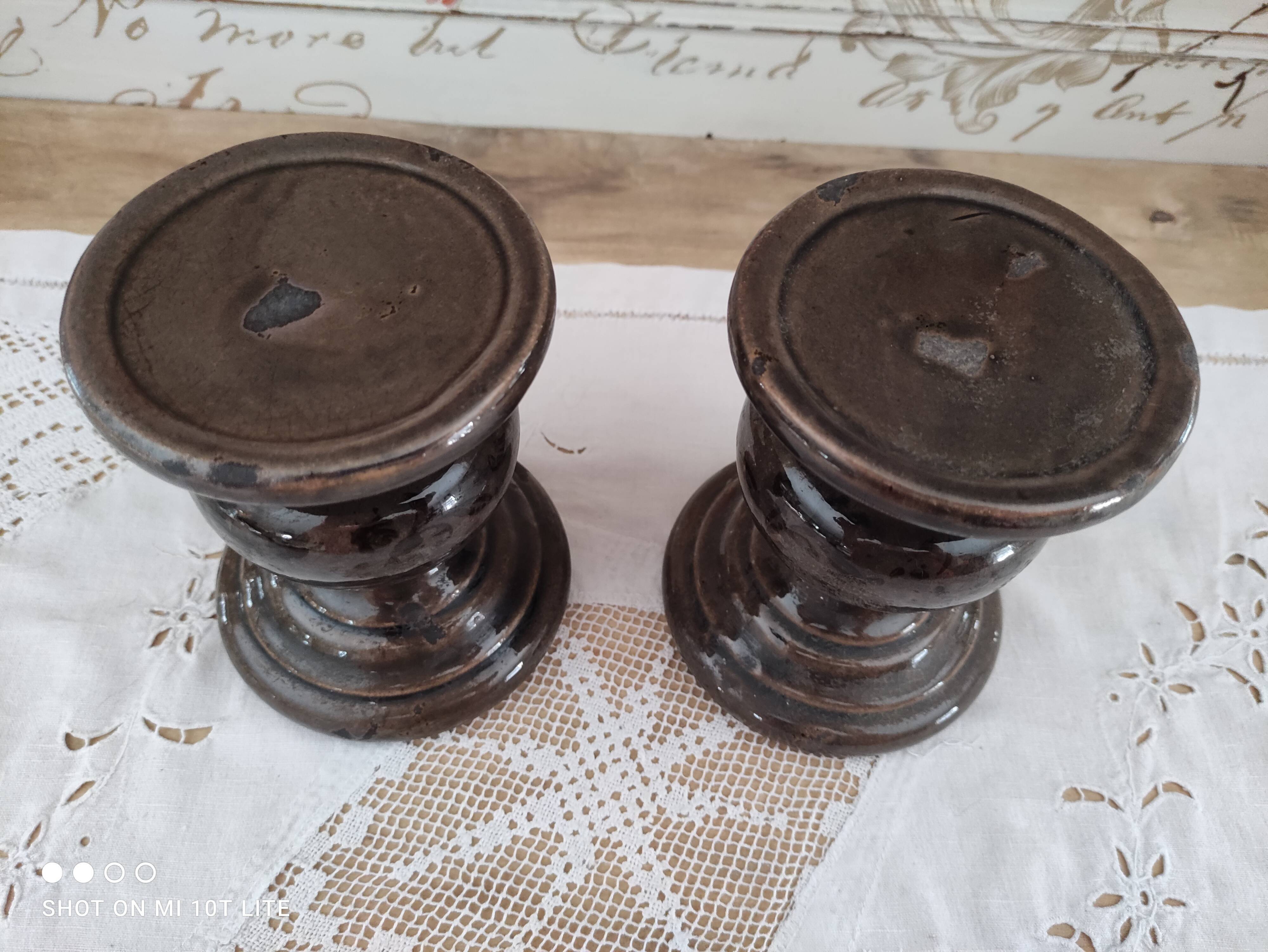 Set of 2 candle holders in brown enamelled terracotta decoration floral pattern tone on tone