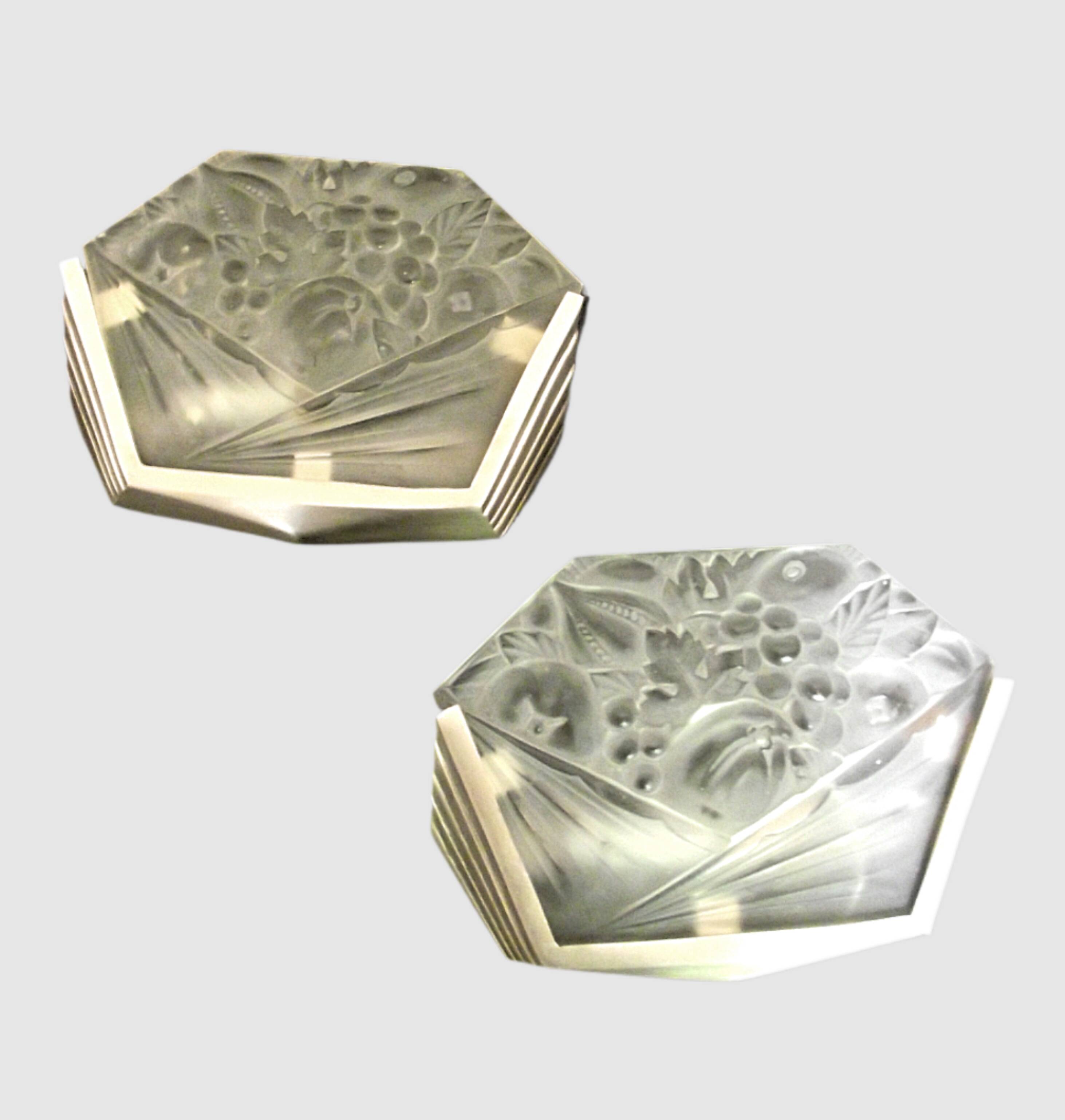 Paire d'appliques murales Art Deco