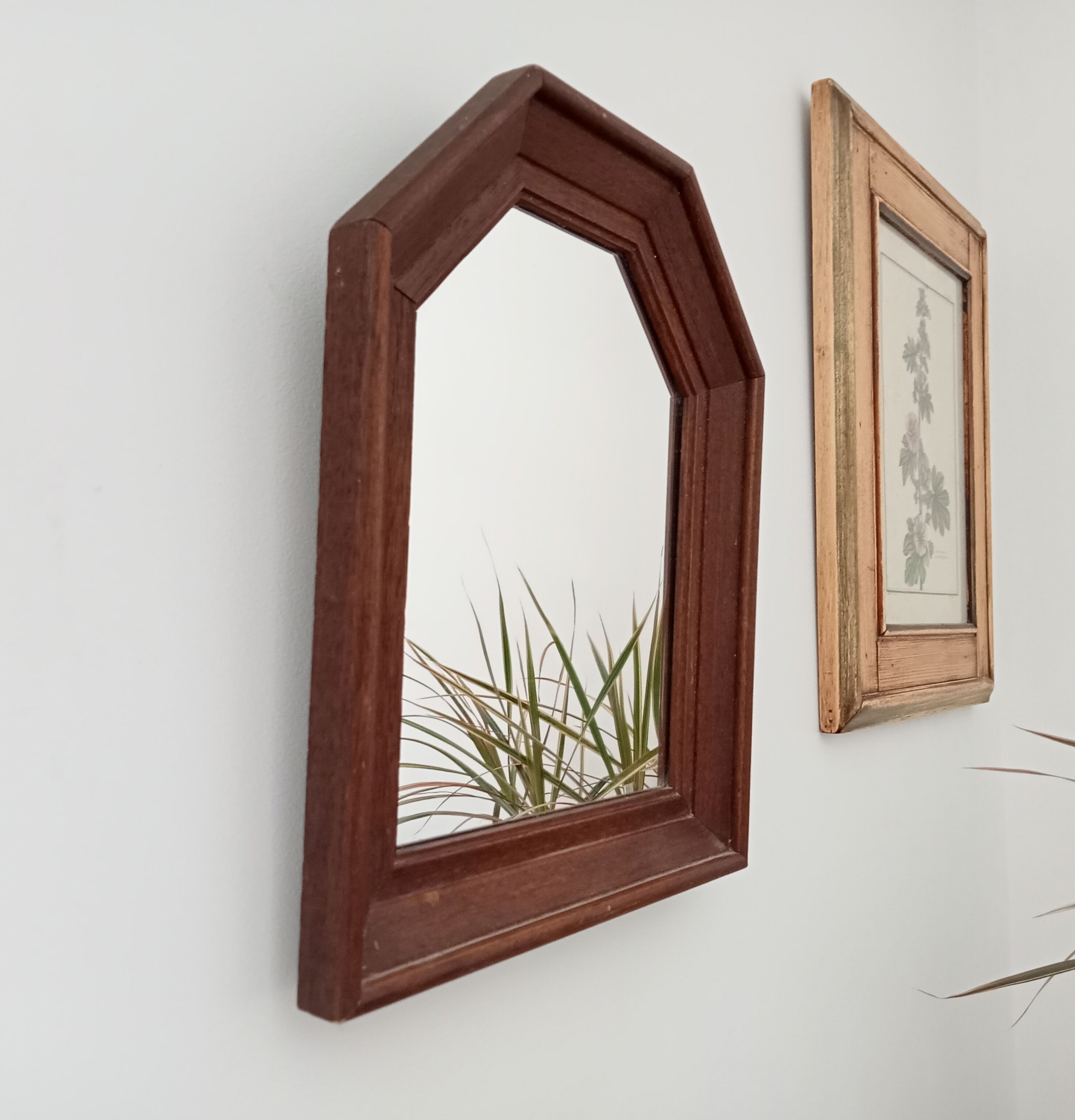 Vintage wooden mirror 35x29,5cm