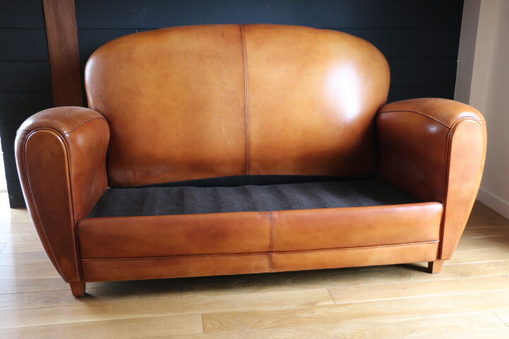 Classic club sofa leather swarthy