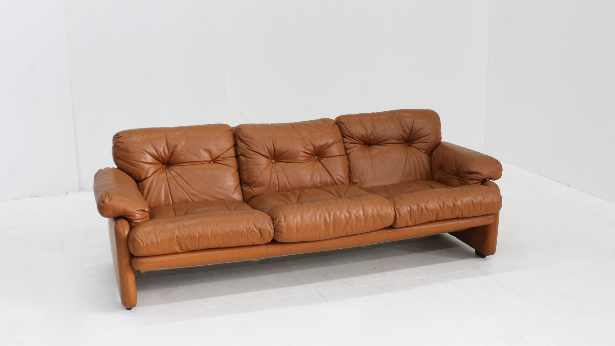 Sofa vintage Coronado par Tobia Scarpa pour C&B Italia