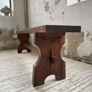 Paire de bancs noyer 1900
