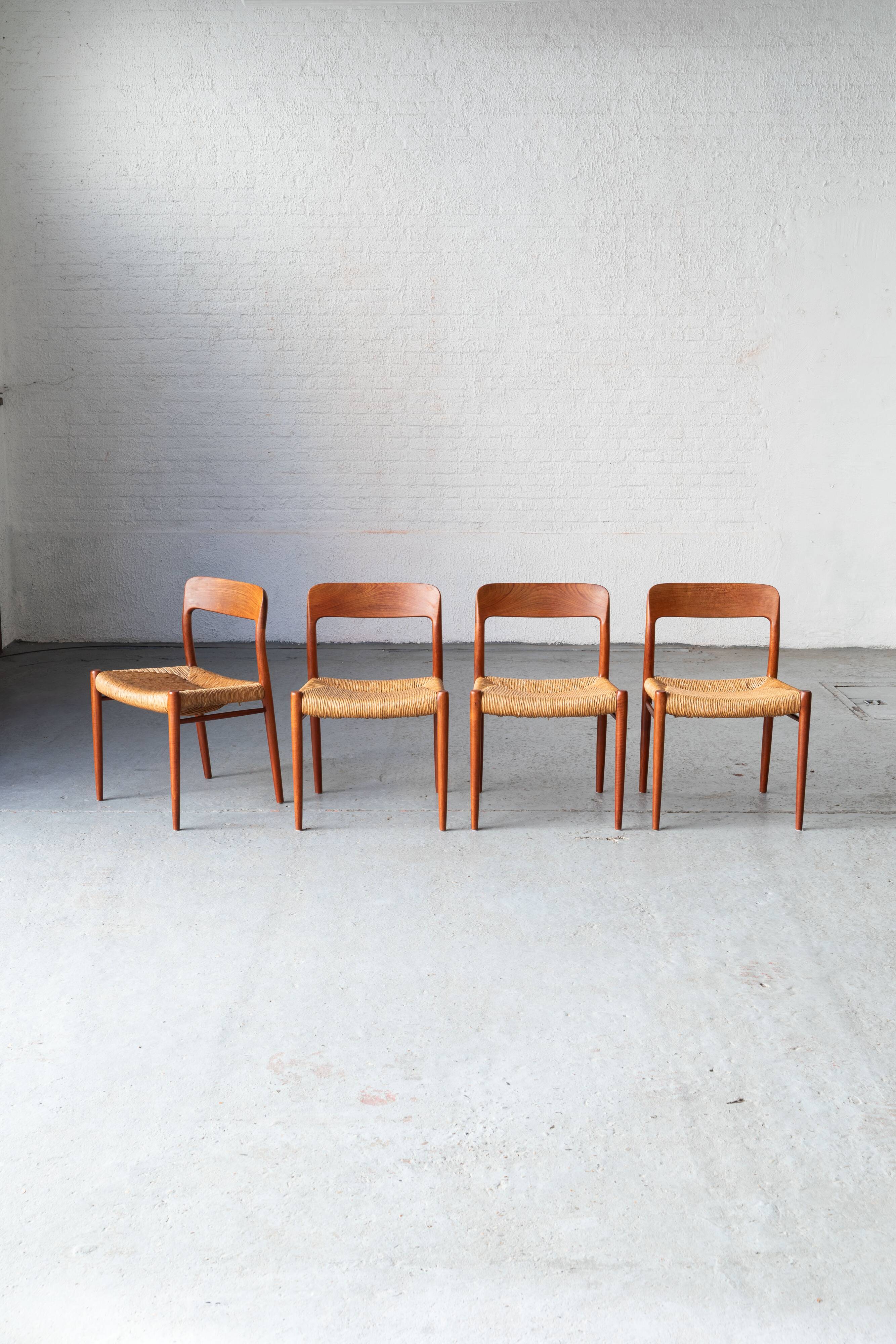 Set of 4 dning chairs 'Model 75' by Niels O. Moller