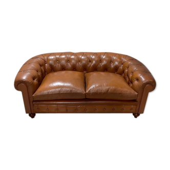 Chesterfield padded leather sofa - late 19th century