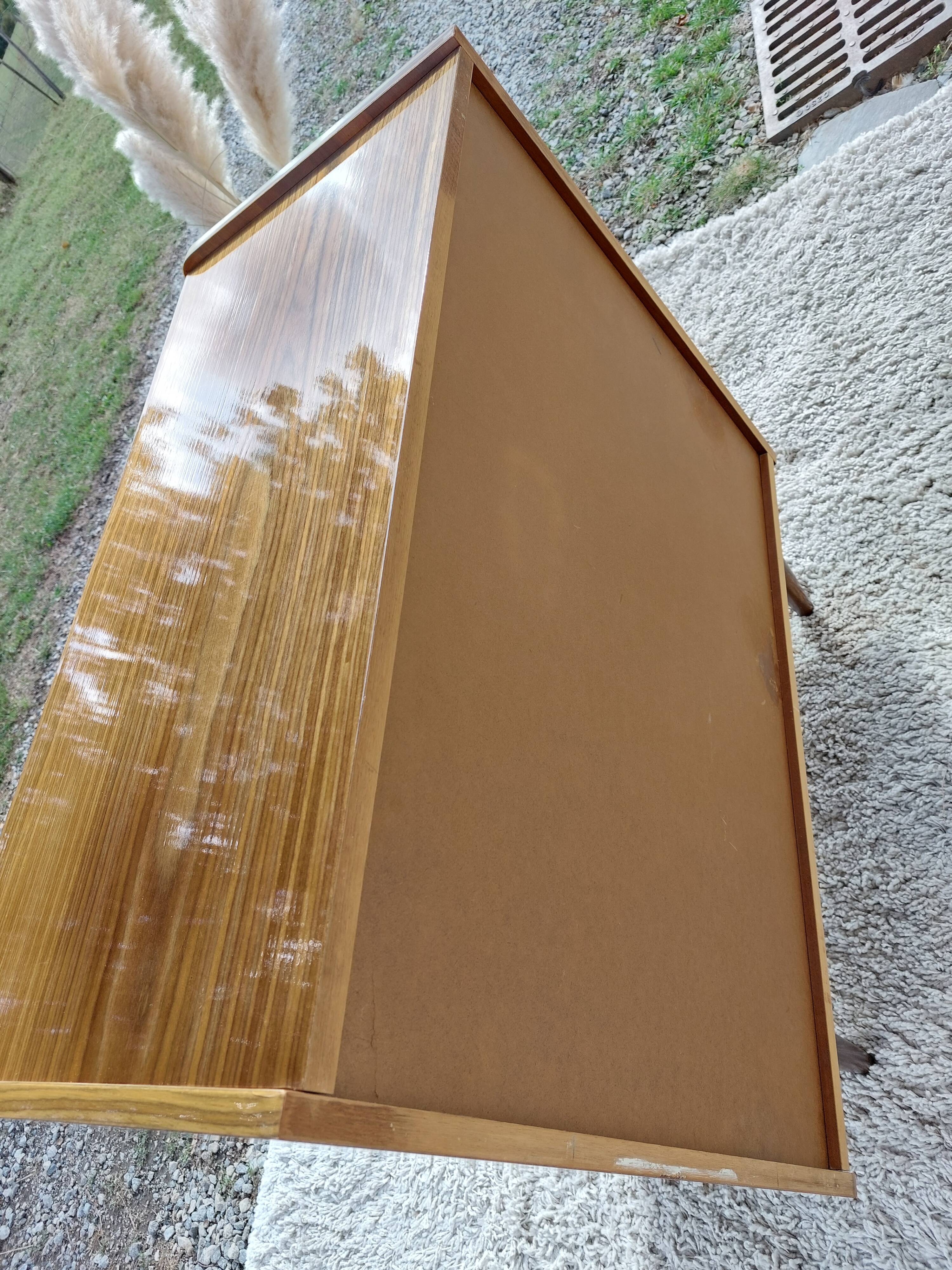 70's chest of drawers spindle legs