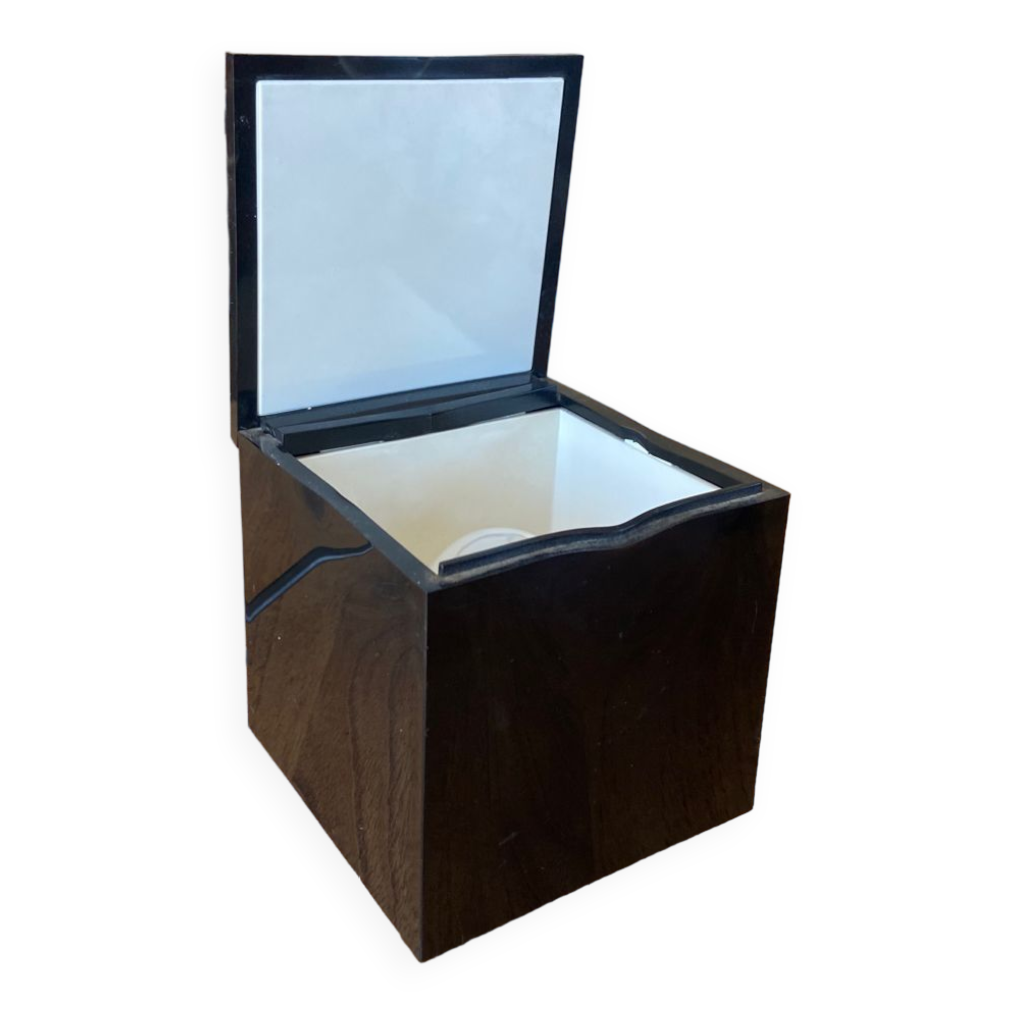 Cuboluce bedside lamp by Cini & Nils