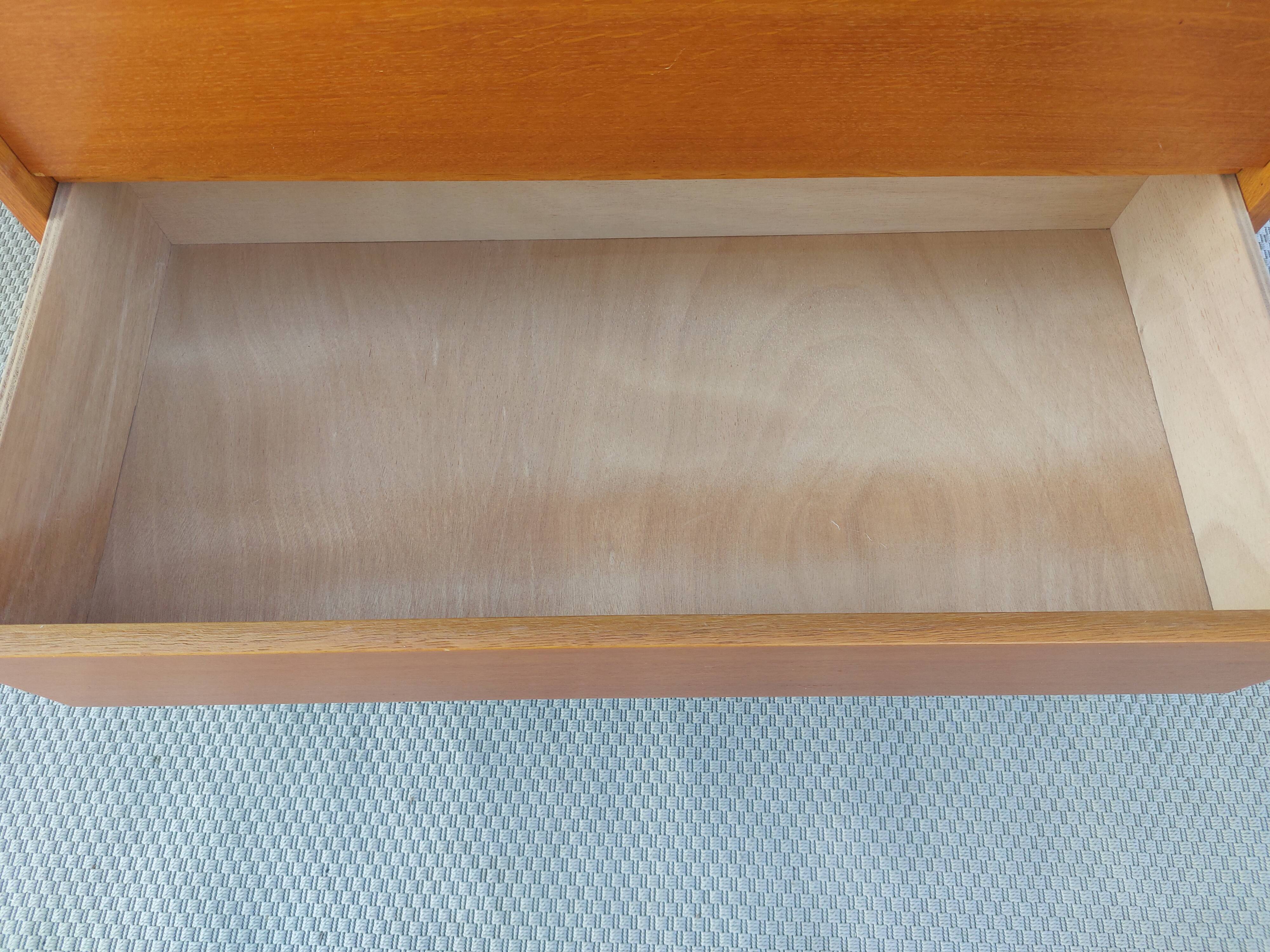 vintage chest of drawers, 60s-70s, "hidden" handles