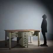 Table industrielle vintage en sapin et orme, Italie XXe siècle