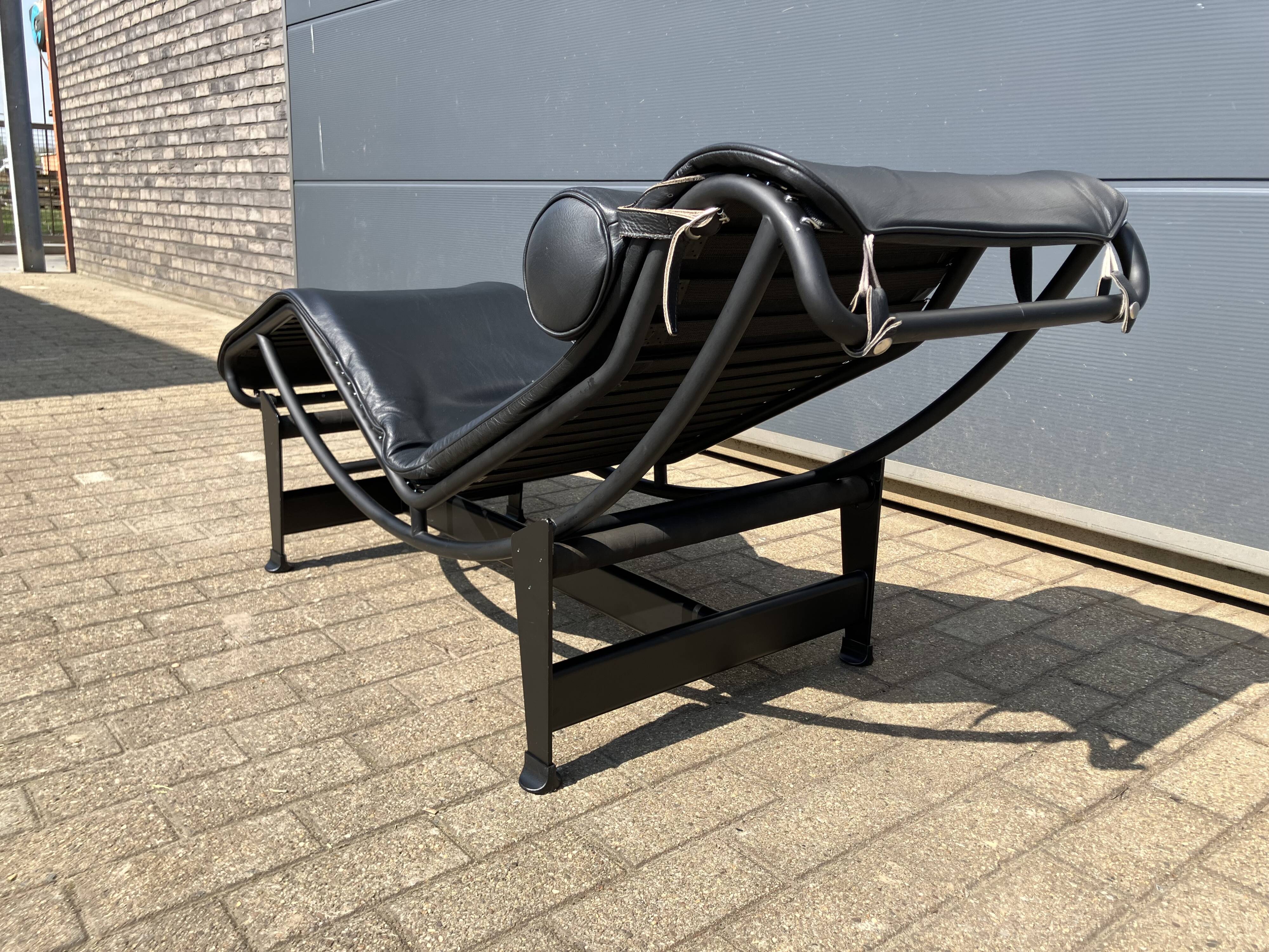 Originele Cassina Le Corbusier Lc4 Black on Black, Bijna als new!