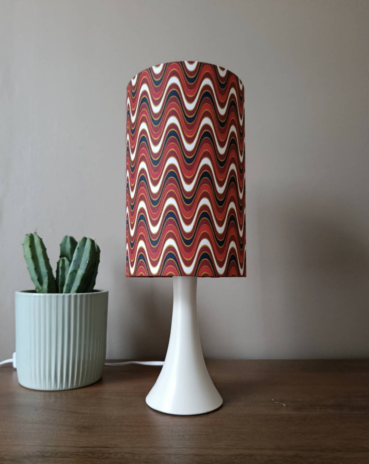 Vintage table lamp with psychedelic printed shade