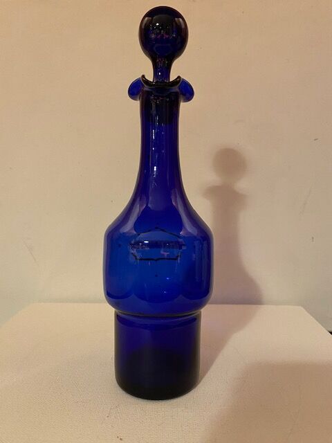 Cobalt blue vinegarer