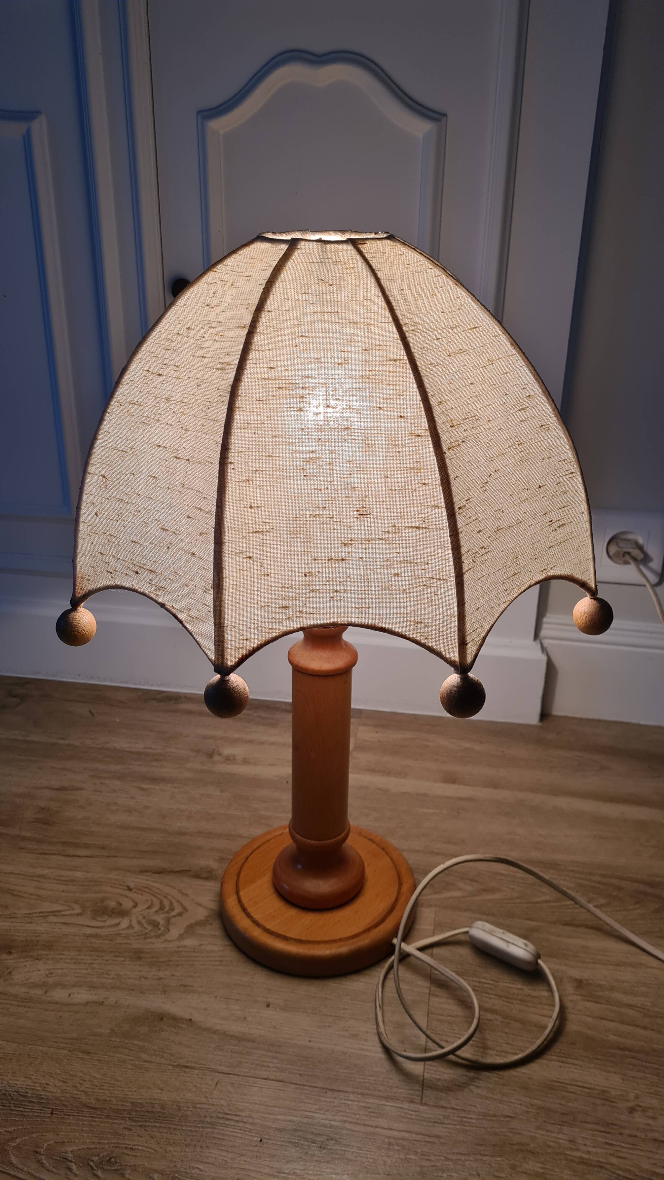Umbrella lamp from the 70s in wood and fabric