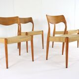 Ensemble de 4 eetkamerstoelen Fristho team naar Niels O Moller modèle 71