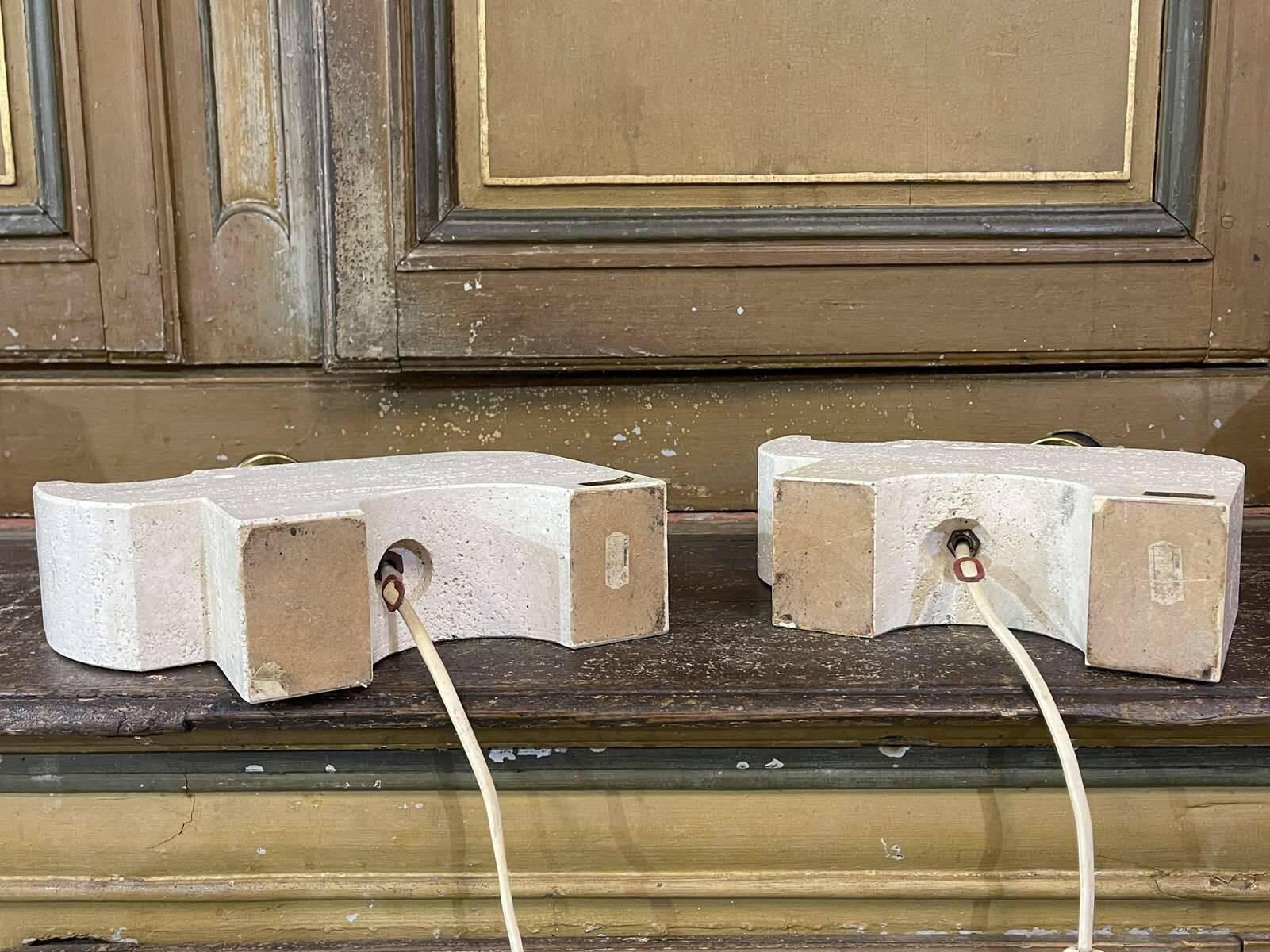 Pair of Italian lamps in travertine by Fratelli Mannelli