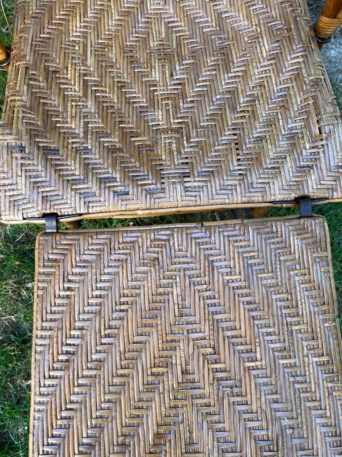 Rattan chaise longue. 1910