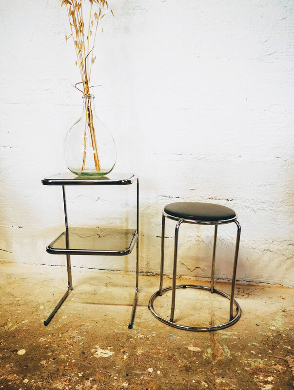 Metal and skai stool
